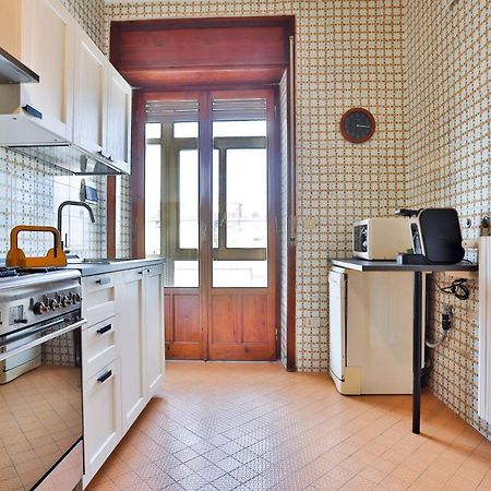 Salerno Irno Bright Apartment Exteriör bild