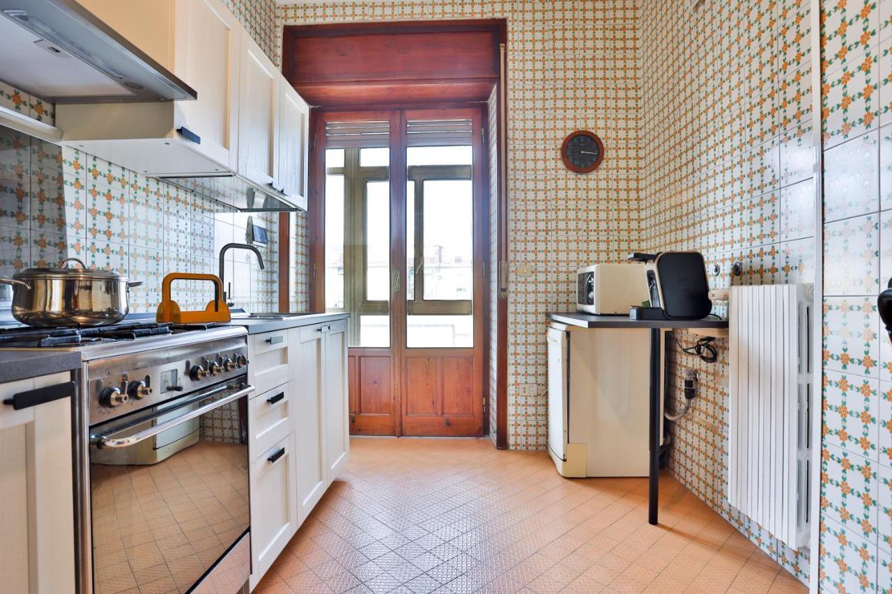 Salerno Irno Bright Apartment Exteriör bild