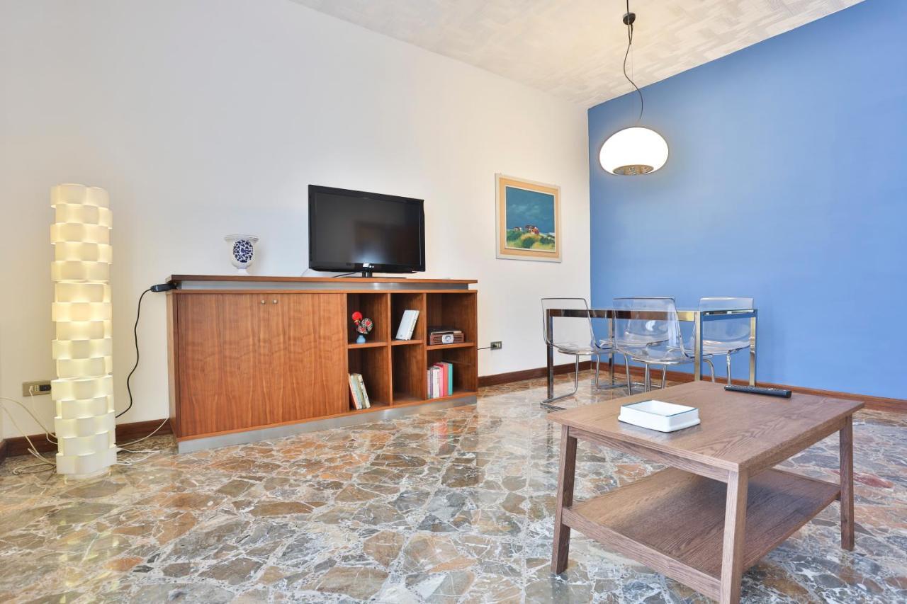 Salerno Irno Bright Apartment Exteriör bild