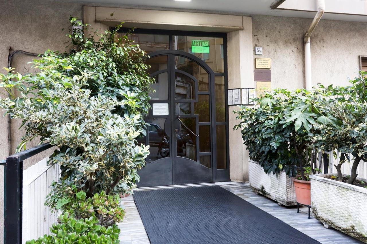 Salerno Irno Bright Apartment Exteriör bild