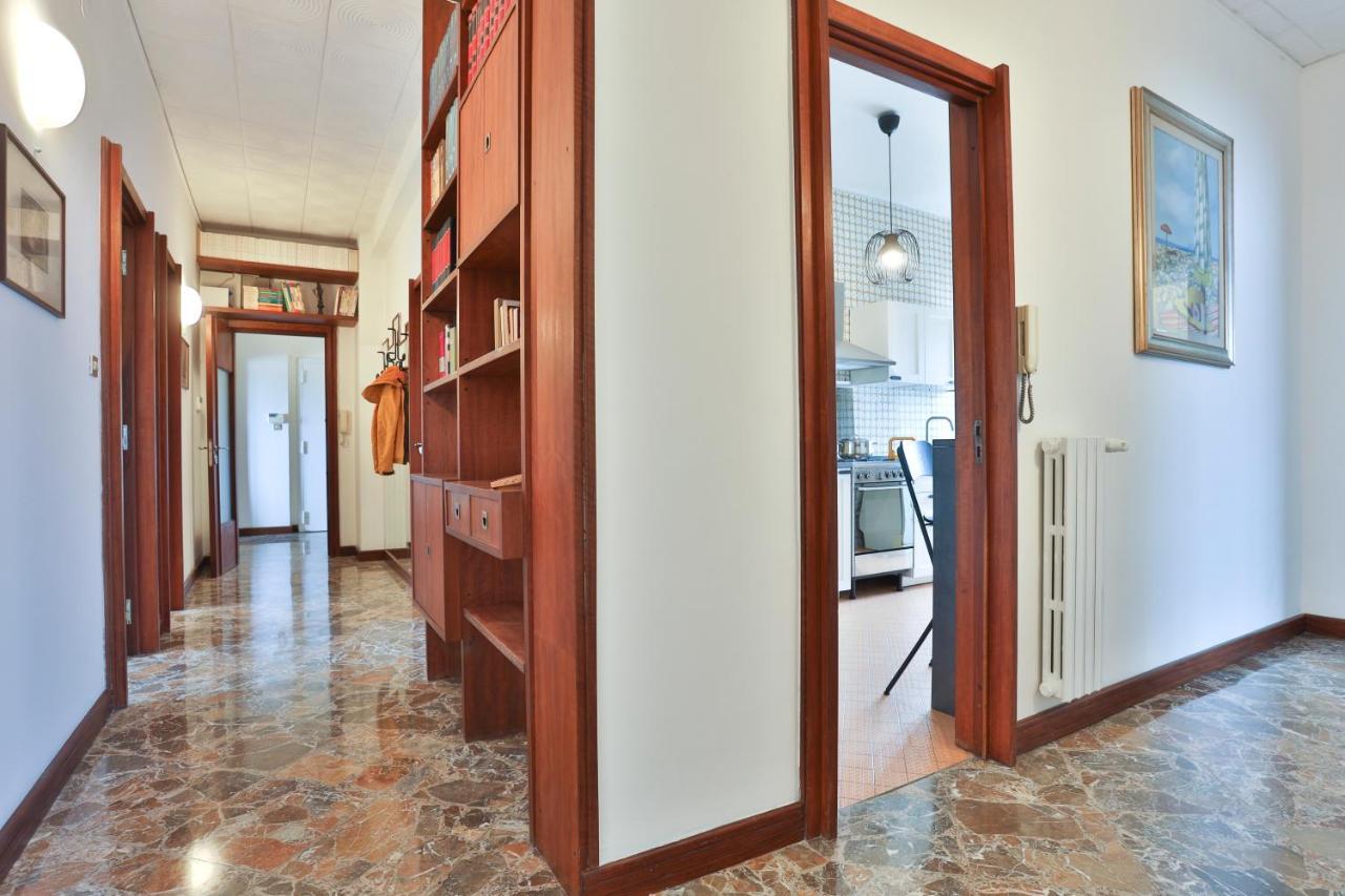Salerno Irno Bright Apartment Exteriör bild