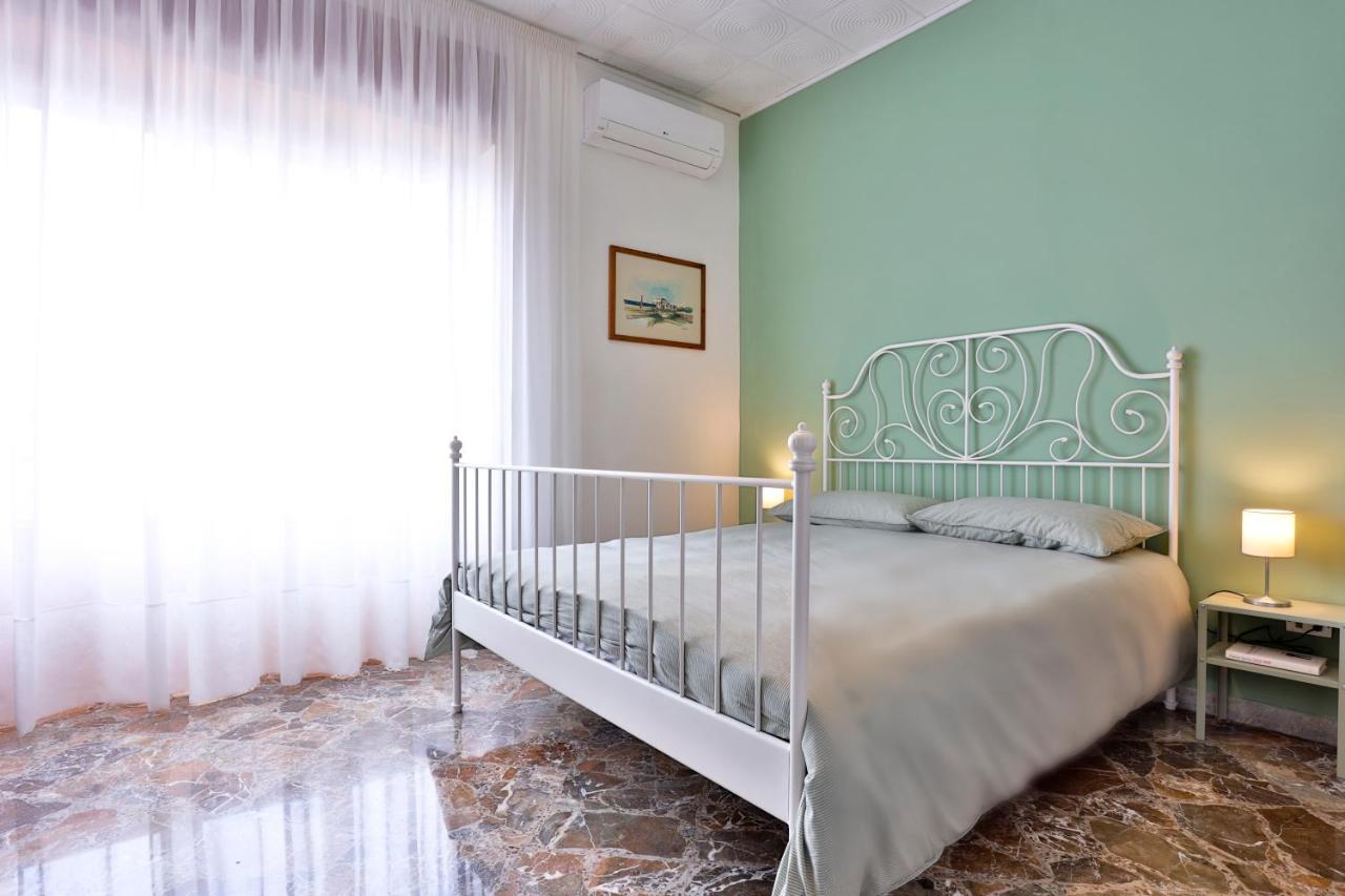 Salerno Irno Bright Apartment Exteriör bild